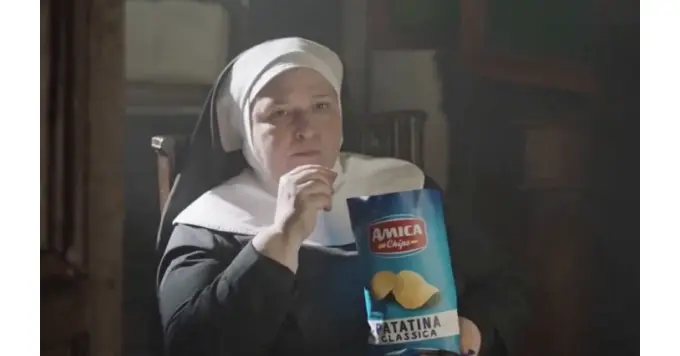 Примеры агрессивного маркетинга: Amica