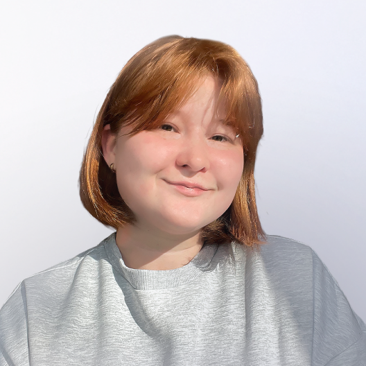 Алёна Устьянцева