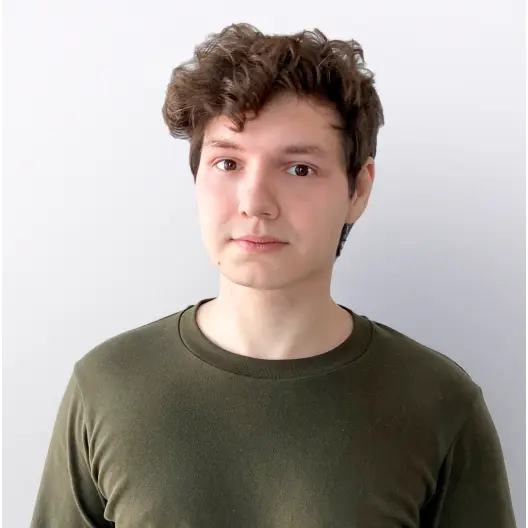 Андрей Новиков
